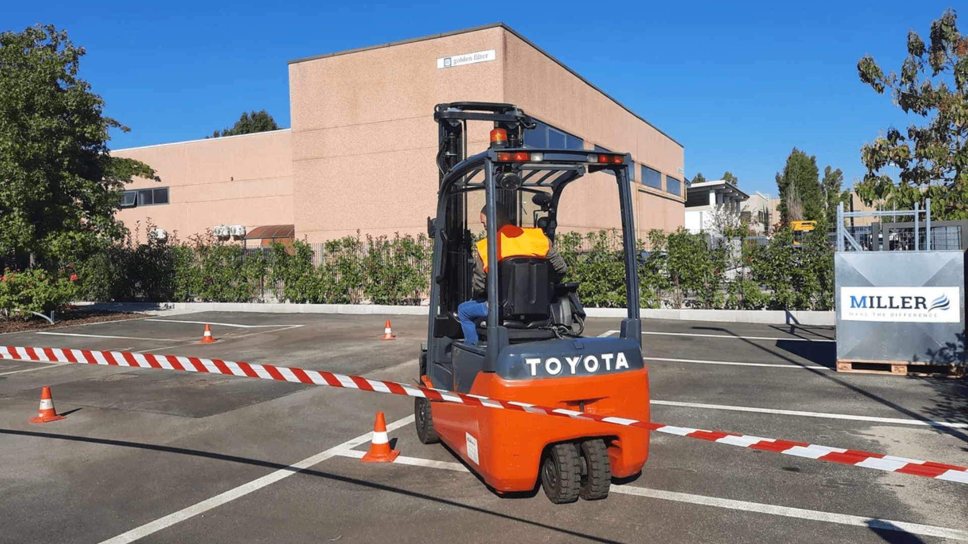 corso-carrelli-elevatori-e-muletti-millergroup